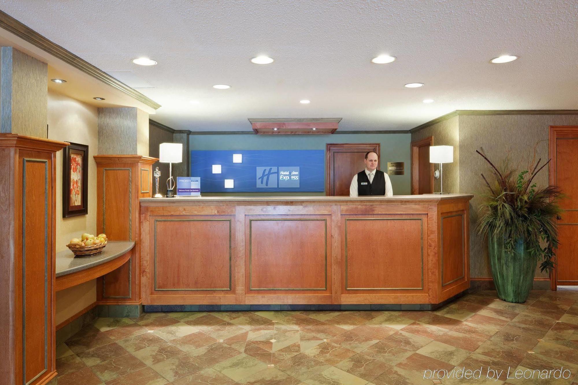 Holiday Inn Express Hotel & Suites Saint John Harbour Side By Ihg Buitenkant foto