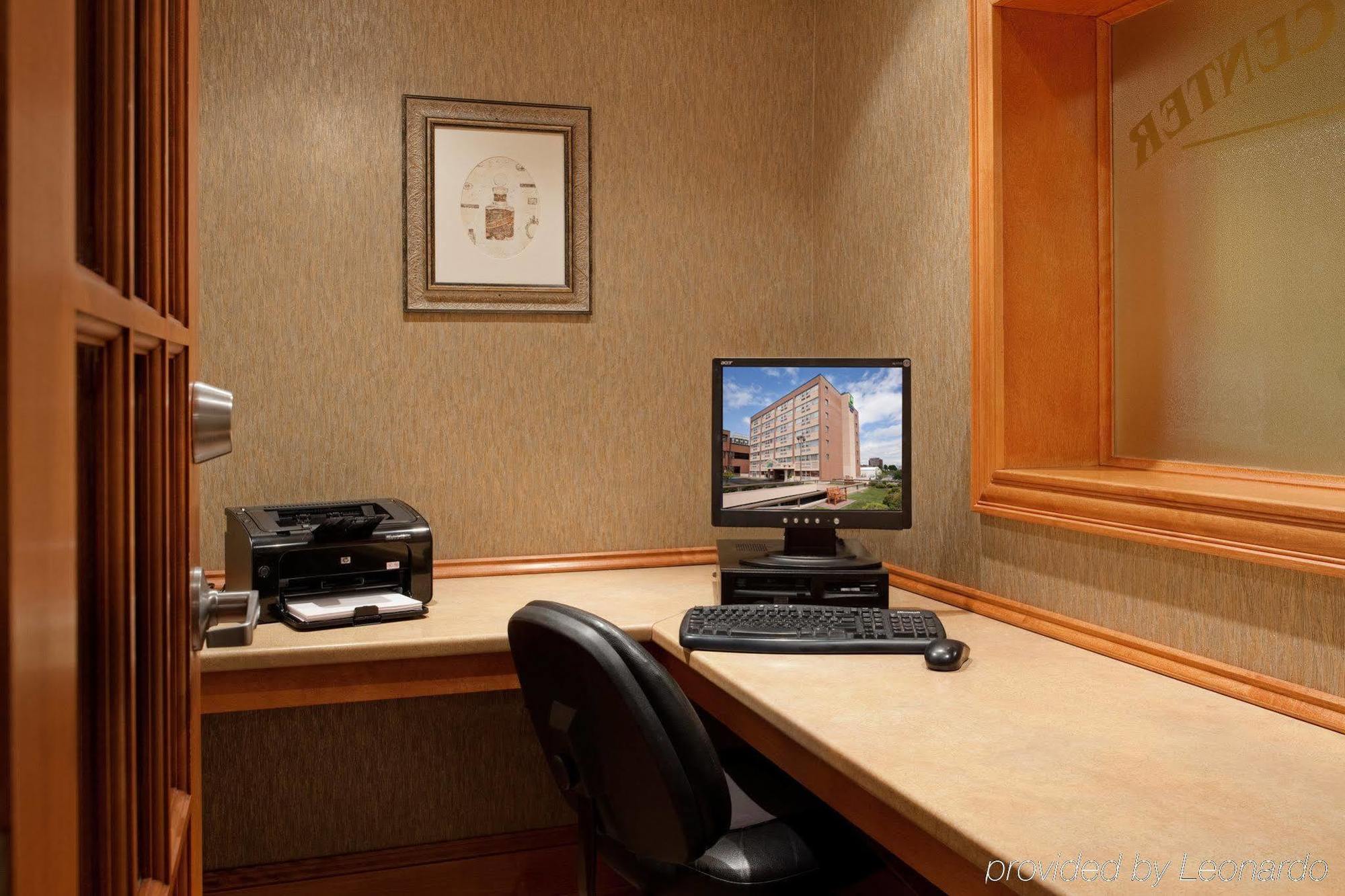 Holiday Inn Express Hotel & Suites Saint John Harbour Side By Ihg Buitenkant foto