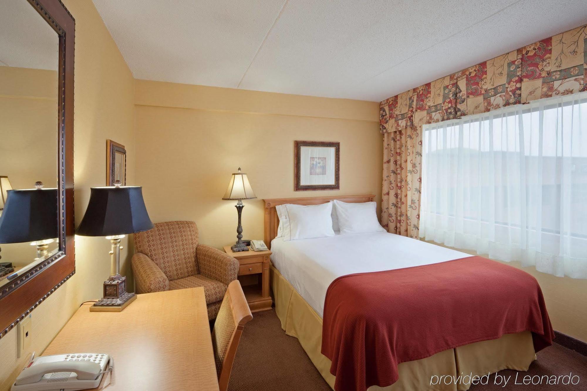 Holiday Inn Express Hotel & Suites Saint John Harbour Side By Ihg Buitenkant foto