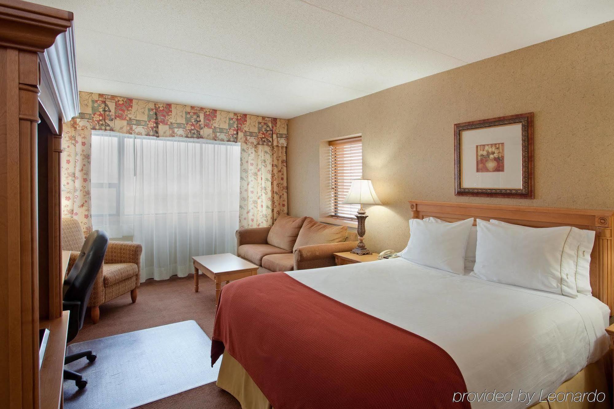 Holiday Inn Express Hotel & Suites Saint John Harbour Side By Ihg Buitenkant foto